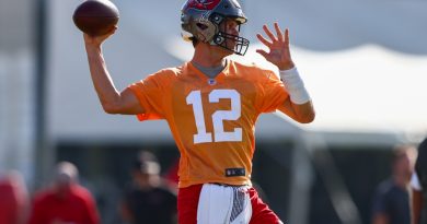 bucs-training-camp-2022:-news,-notes-and-highlights-from-day-4-–-bucs-wire