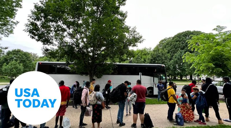 Texas sends buses of migrants to New York City and D.C. | USA TODAY