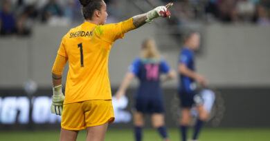 san-diego’s-kailen-sheridan-wins-nwsl-goalkeeper-of-the-year-–-just-women’s-sports