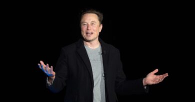 elon-musk-owns-twitter:-trump-responds-moderation-council-to-convene,-layoffs-appear-to-be-underway.-–-usa-today