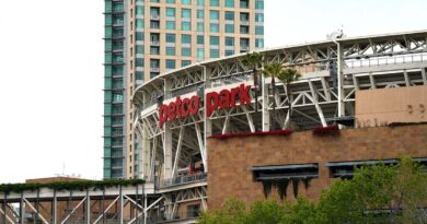 north-carolina-set-to-arrive-in-san-diego-for-holiday-bowl-at-petco-…-–-times-of-san-diego