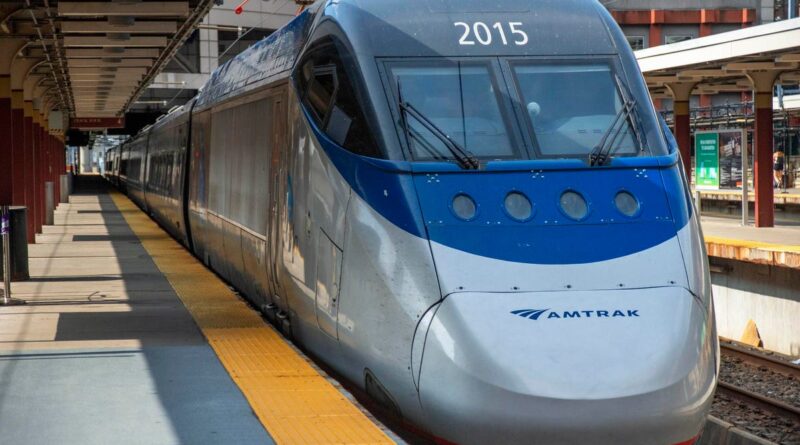just-23-million-amtrak-passengers-in-2022;-us.-airlines-had-736-million-–-forbes